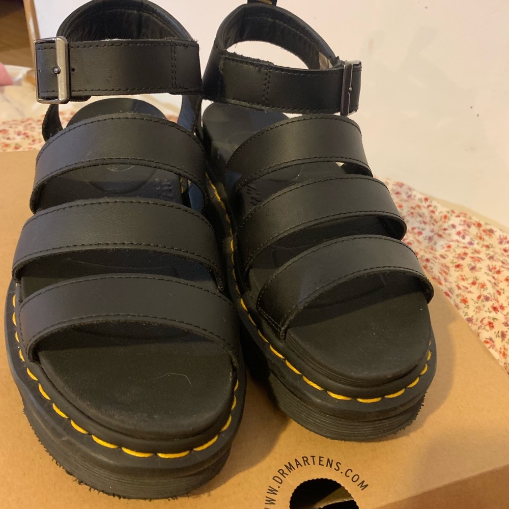 Women's Dr. Martens Blaire Sandals Size 8